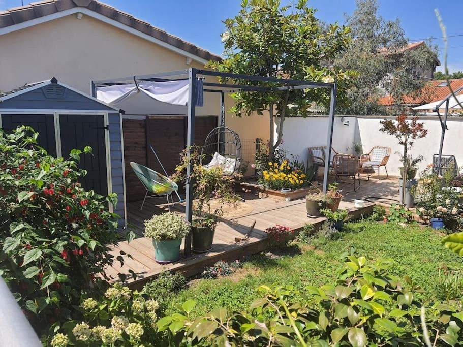 Apartmán Chez Helene Bordeaux Exteriér fotografie